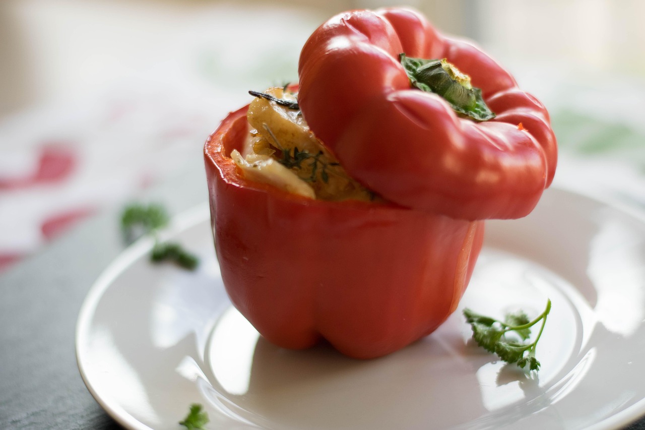 Gefüllte Paprika mit Quinoa und Feta